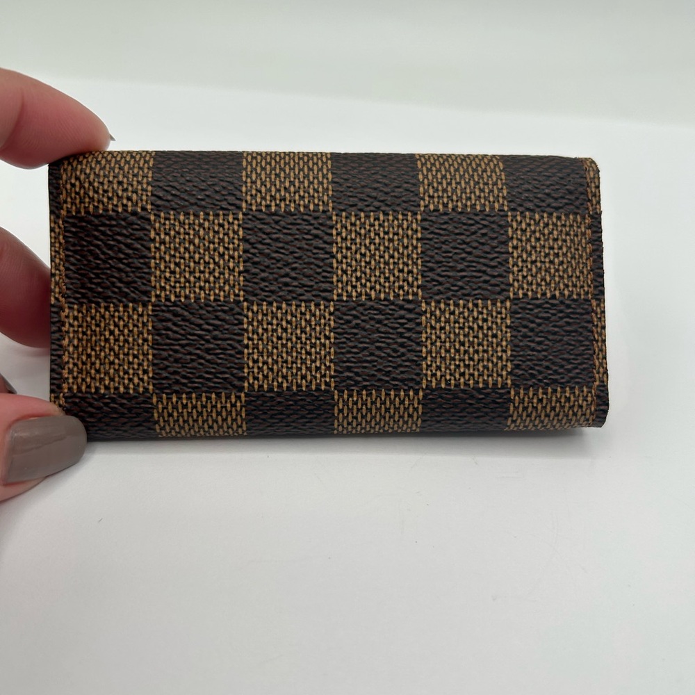 Authentic Louis Vuitton Key holder - Picture 2 of 11